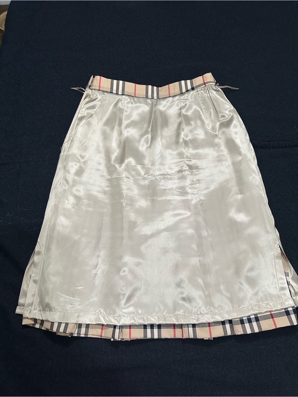 Burberry Nova Check Skirt - Wool - 28” Waist VINTAGE RARE SM / Size 6 EXCELLENT - Picture 7 of 13